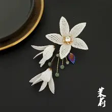 刺繍入りブローチ【高級感・エレガント・中華風】