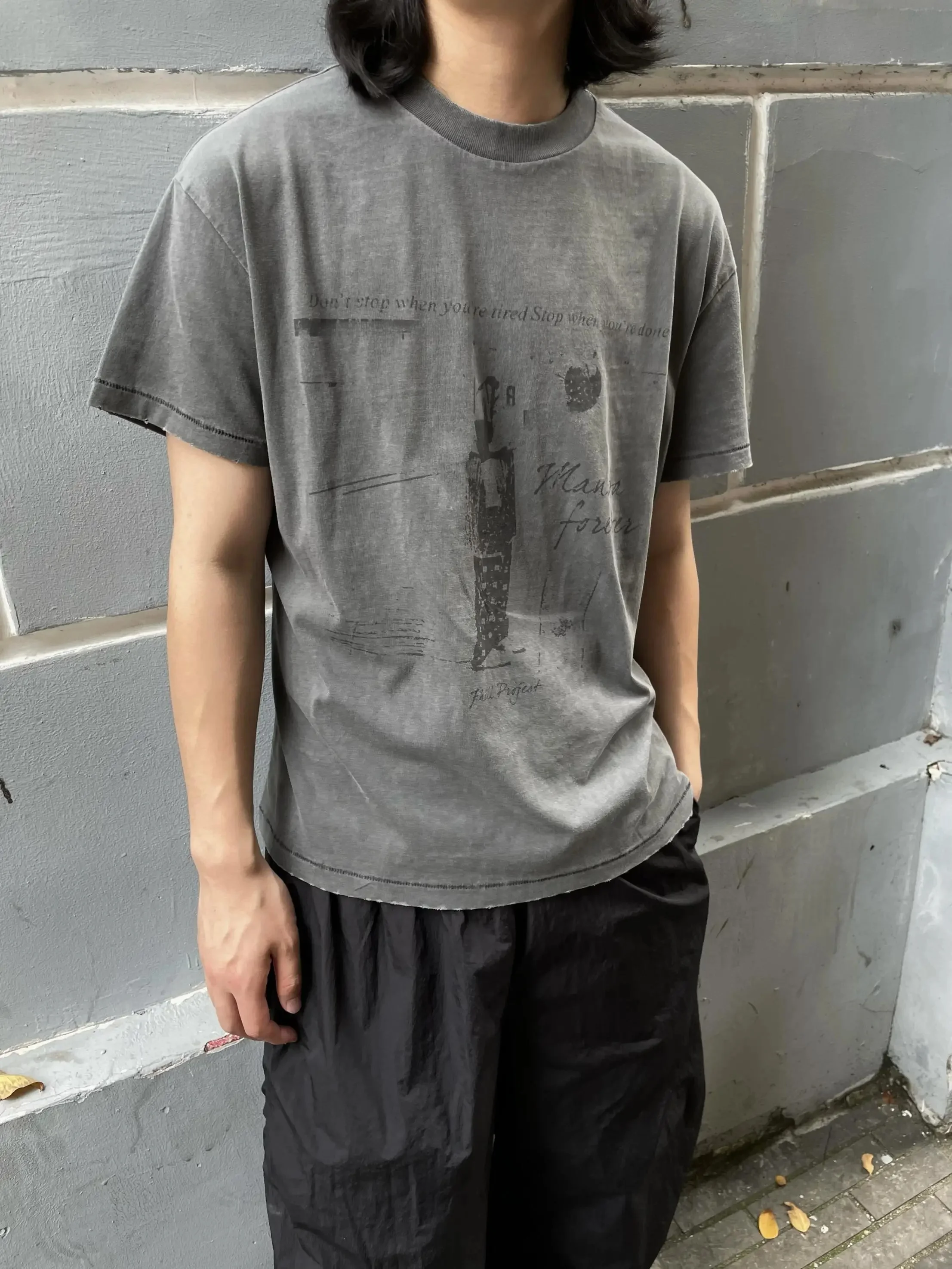 新ヴィンテージ染色Tシャツ：色落ち防止の実用性と綿100%素材の耐久性を検証