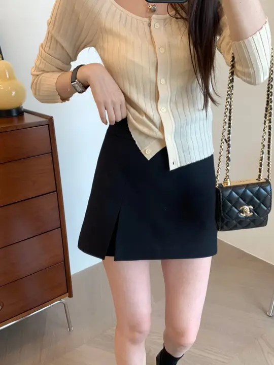 高腰A字開衩スカート【黒・トレンディ・防透け】