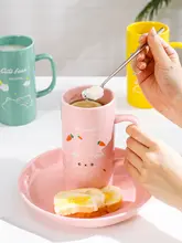 シンプルデザインのマグカップ【大容量・牛乳・朝食用・陶器製】