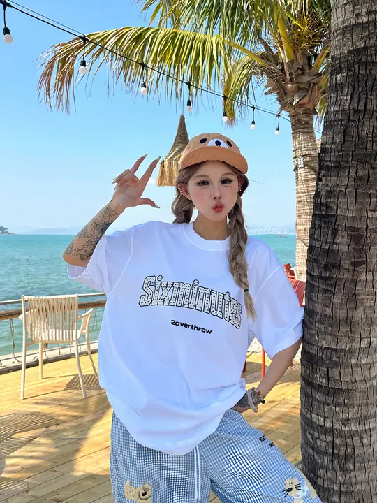 半袖Tシャツ レディース 綿100% クルーネック レタープリント 着痩せ 肌映え アメカジ ストリート 夏「SIXMINU」
