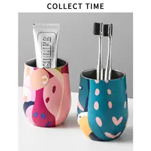 スタイリッシュなステンレス製マグカップ【洗面所用・歯ブラシ収納・ペアタイプ】