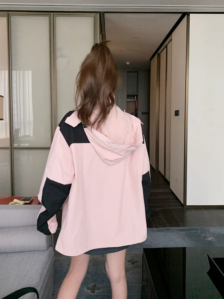 30代 の女性に合うアウトドアアウターは、どう選ぶ？