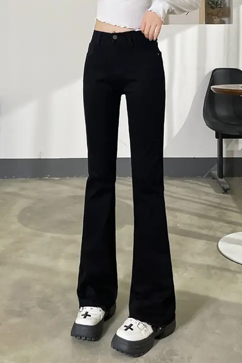 ハイウエスト微フレアデニムパンツ【幅広い体型対応・ストレッチ・通勤用】