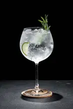 高脚クリスタルカクテルグラス【ジントニック用・タイ製】