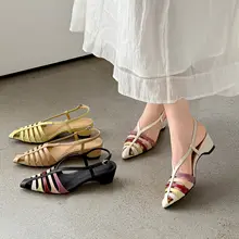 デザイン性のあるフィルムパンプス【・ハイヒール・レースアップ】