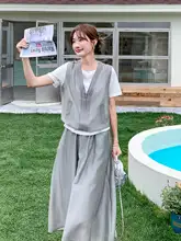 灰色の感漂う仮二重構造トップスと軽やかなスカート【夏用・カジュアル】（セットアップ対応）