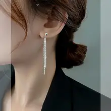 水波模様のロングタッセルピアス【おしゃれで上品・高級感あるデザイン】