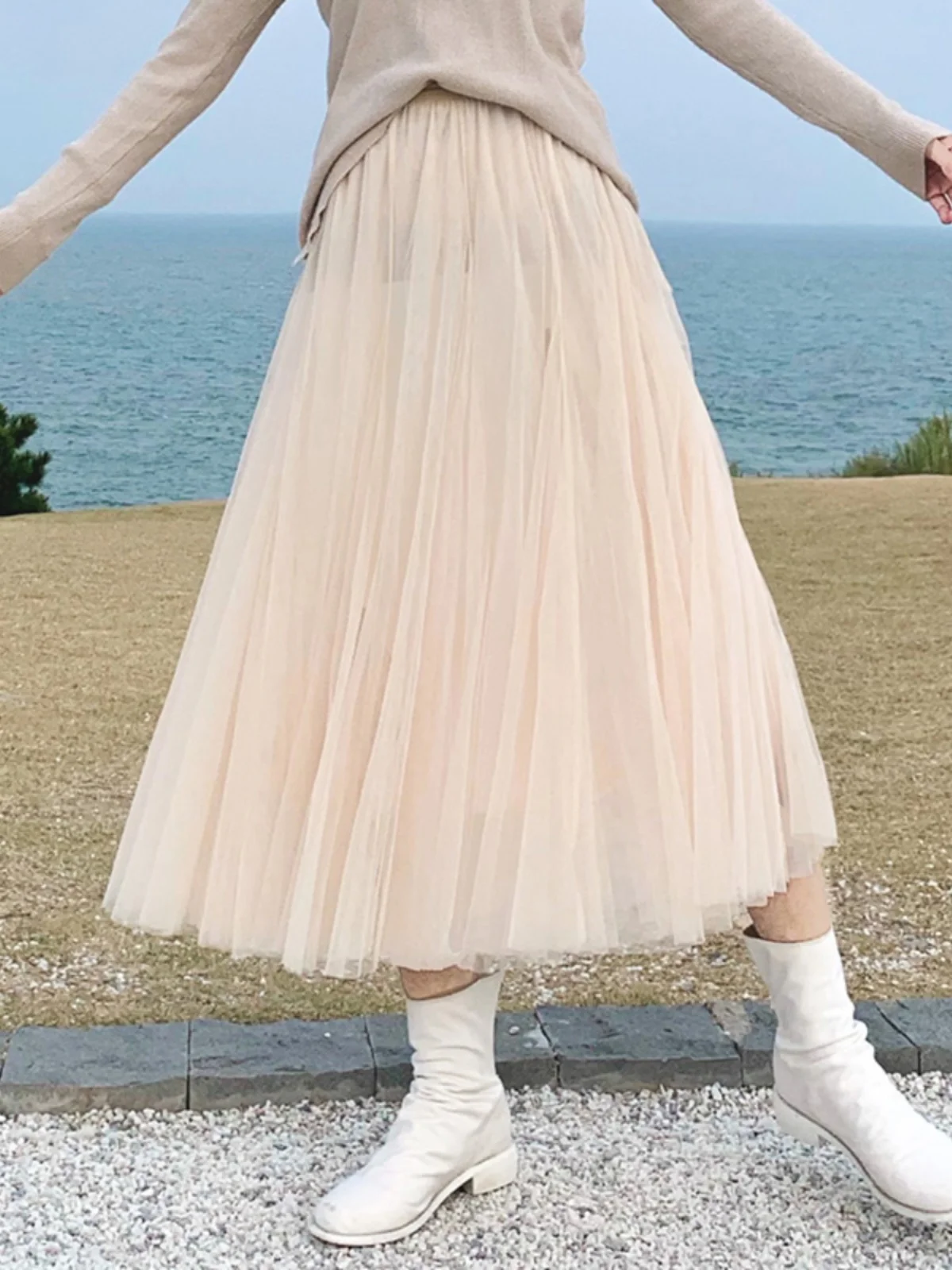 シックな服を選ぶなら、まずは「優雅さ」と「実用性」のバランスを取るべき？