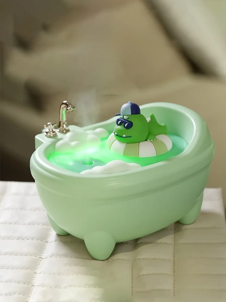 かわいいデザインのデスク用加湿器：多色ムードライト付きで24畳部屋にも対応