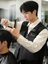 多ポケット ヘアサロン用作業ベスト【ロゴ入り・毛が付着しないデザイン】