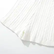 コットン混合 フィット感のあるフード付きニットカーディガン【フラワー編み・レトロスタイル】とショートパンツ（セットアップ対応）