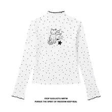 猫柄ドットデザインのハイネック長袖Tシャツ【フリル付き・女性用・短丈】