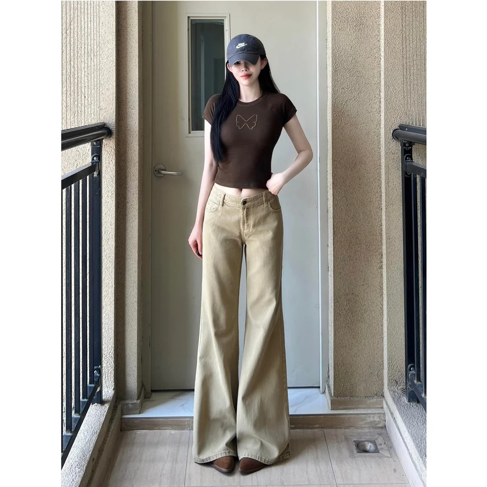 カーキ色微フレアデザインのロングデニムパンツ【レディース・低ウエスト・スリムフィット・ストレートレッグ】