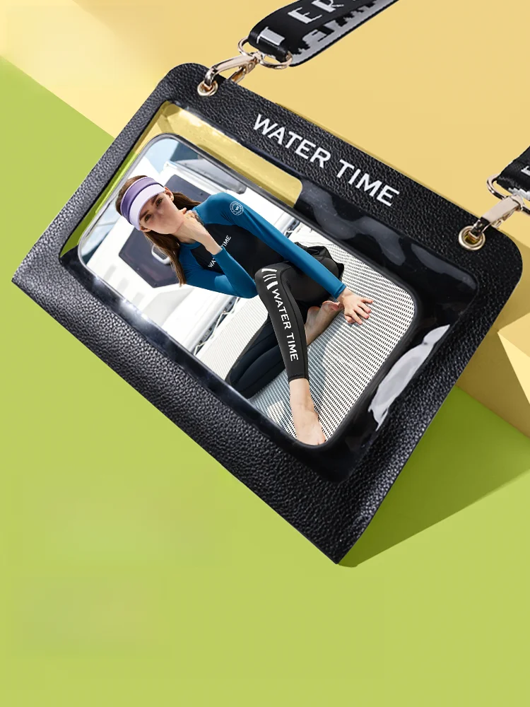 WATERTIME スマートフォン防水ケース：屋外活動で安心な密封設計の実用性解析