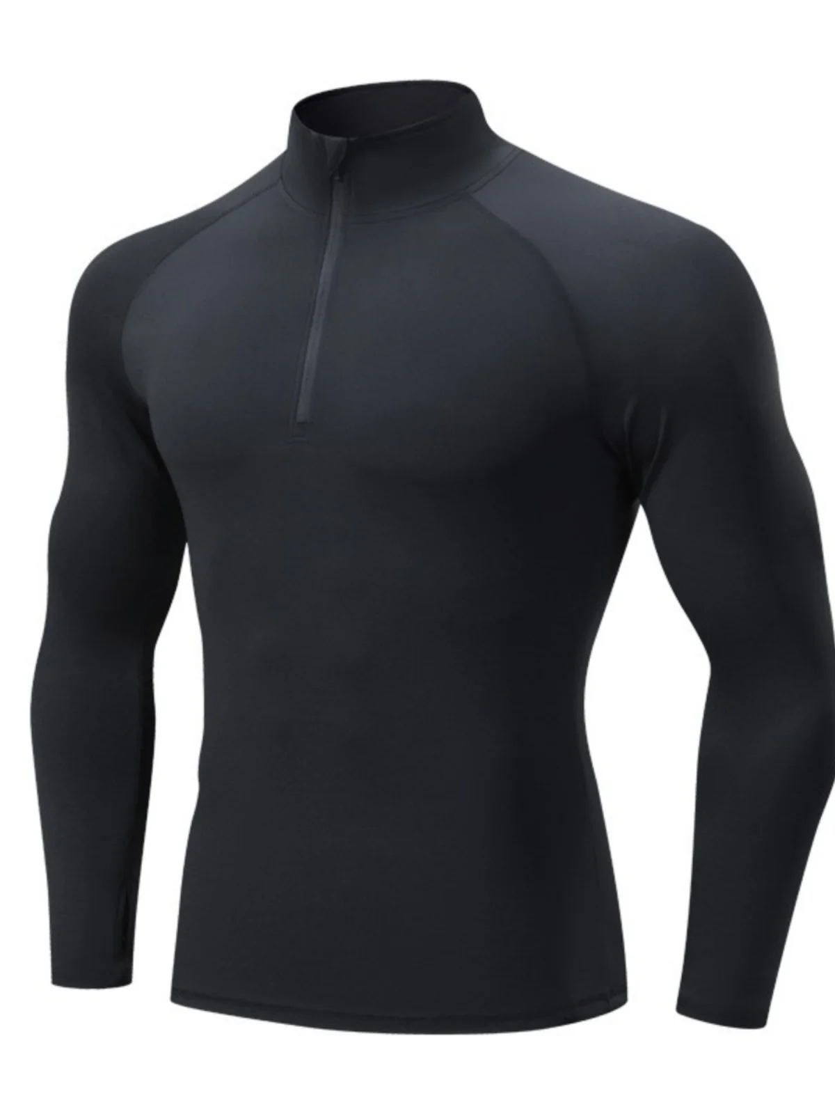ストリートファッションの本質とは？ハイネックTシャツが支えるスタイルの秘密