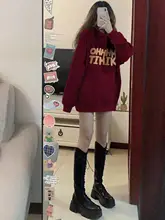 シックなワインレッドのフリースパーカー【秋冬用・中長丈・ゆったりデザイン】