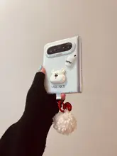 華為PuraXMax用全包型スマホケース【かわいい立体コーヒーグマ・米白・毛球付き・スチールフレーム・折りたたみ式】