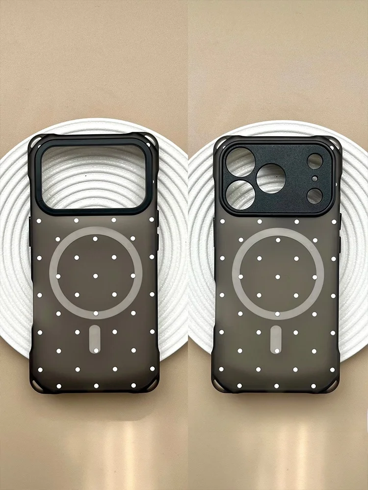 磁気吸着レザー製斜め掛けスタンドケース：インスタ風デザインでスマートフォ  ンを保護する実用性