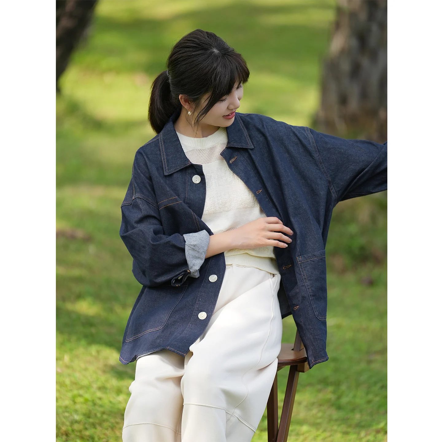 春秋用 レディースショートジャケット【長袖・カジュアルデザイン】 デニムジャケット コーデ