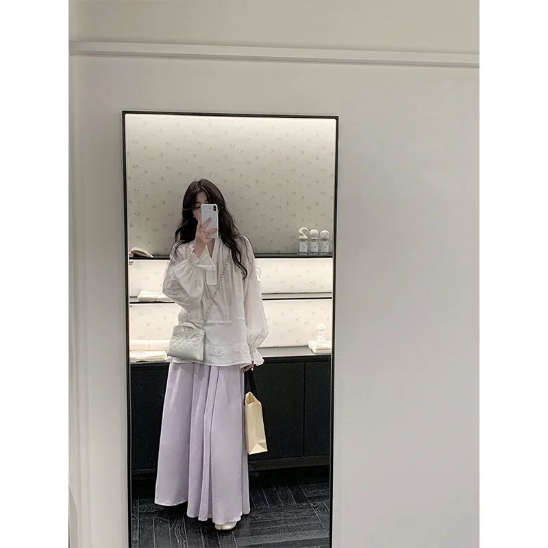 春の気配を感じる軽やかで透湿性のある女性用マキシスカート：透ける問題の予防と実用性の検証