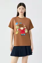 刺繍デザインのフィットTシャツ【ラウンドネック・カジュアル・女性用】