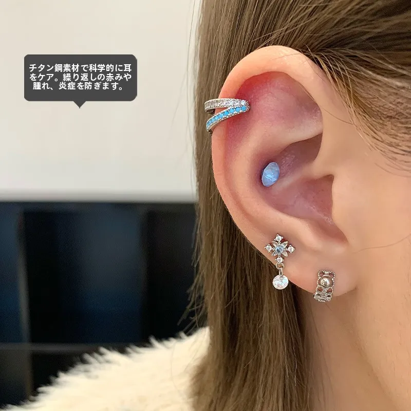 カーブピアスのデザインと素材：RINGRING チタン製U型ピアスの実用性と選定基準