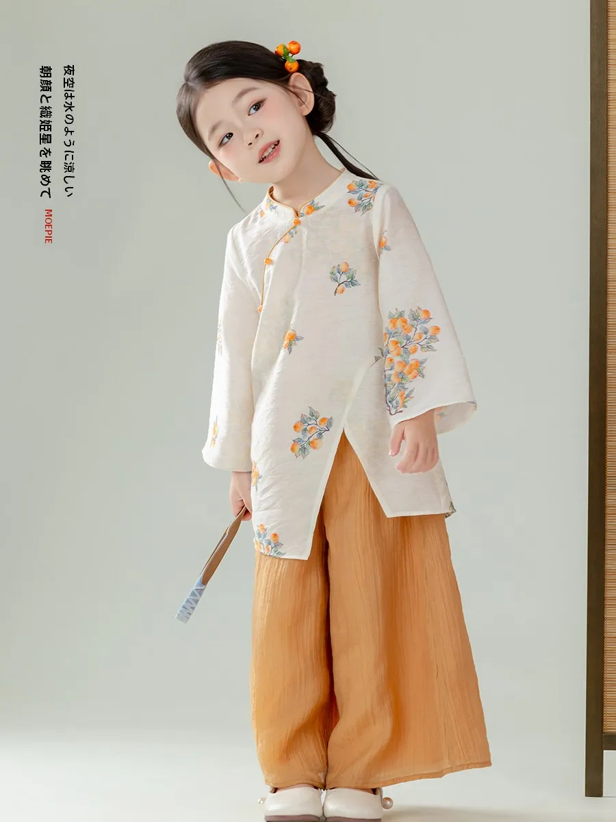 お宮参り 秋の着物 おすすめ：子供用国風スタイルセットアップ（萌乎）
