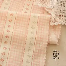 ハンドメイドの花柄生地【プリント布・服飾用・DIY】