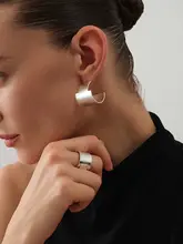 レトロなデザインの調整可能なフラワーリング【巻き花・女性用】