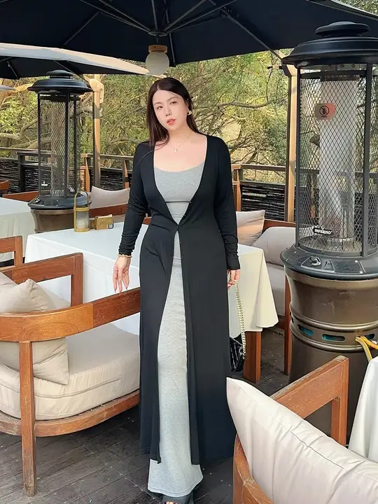 ラフな雰囲気の黒いロングカーディガン【大きいサイズ・スリムフィット・高級感あり】