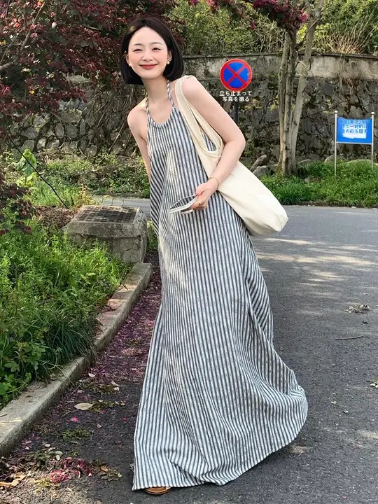 バックオープンのロングドレス【フレンチスタイル・フィット・夏用・ビーチ・旅行対応】