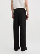 スラックス メンズ ストレート ゆったり なめらか 肌触り良い ドレープ感 おしゃれ 上品 春
