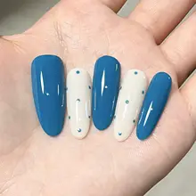 海島の休日夏用ペルシャブルー水玉模様ネイルチップ【手作り・シンプルで上品】