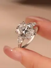 ラグジュアリーオーバルダイヤモンドリング【純銀・秘蓝三生石・求婚用】