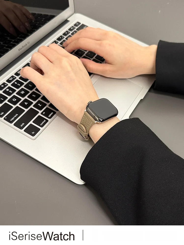 AndroidとApple Watchで迷うなら、この1本のバンドが解決する？