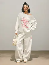 斜め肩デザインの米白色スウェットシャツ【極上の柔らかさ・快適な 通気性・アメリカンカジュアル】（セットアップ対応）