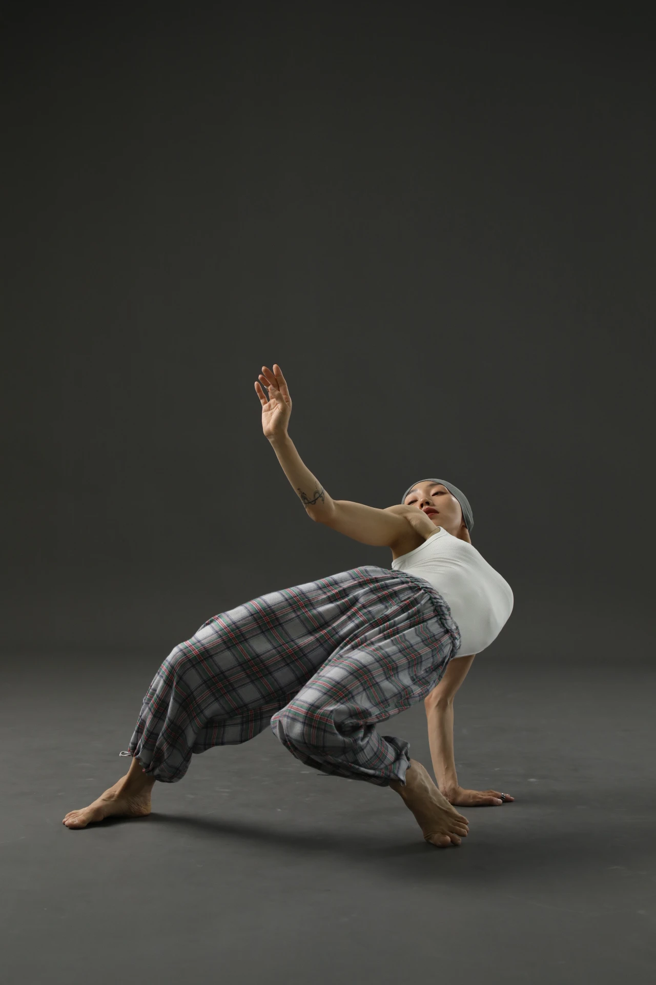 ブラウスの選び方を徹底解説｜動きやすさとスタイルのバランス