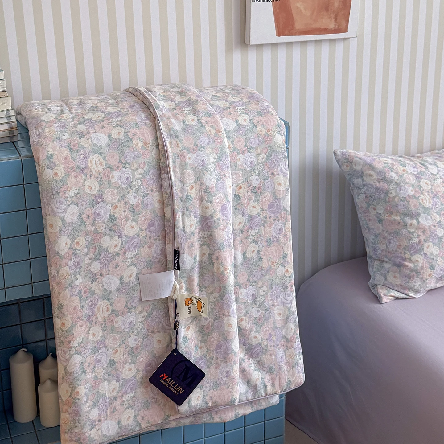 夏に使えるブランケットはどれが涼しいか？フローラルプリントのリバーシブルクールブランケットが解決する