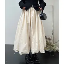 高腰デザインのフレアスカート【夏秋用・軽やかな雲の模様・中長丈・シンプルコーディネート】