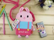 可愛らしい刺繍デザインの肩掛けバッグ【布製・軽量・アウトドア用・子供用】