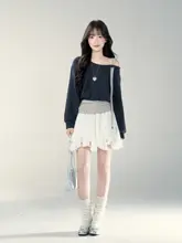 斜め肩デザインのスウェットシャツ【女性用・露肩・フィット感・春季向け】