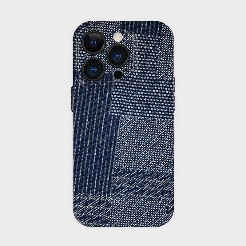 大人のiPhoneケースは「フィルムシェル」で決める？それとも「デニムチェック」の個性派に挑戦すべきか？