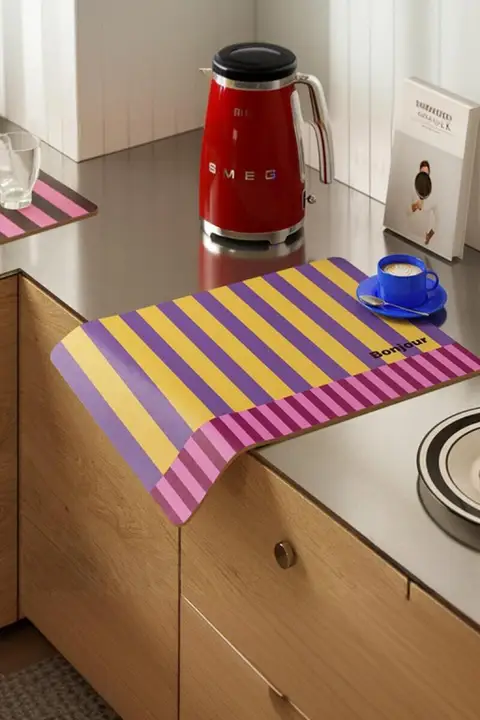 防滑吸水マット【キッチン用・シンクトレイ・カット自由・硅藻土製】