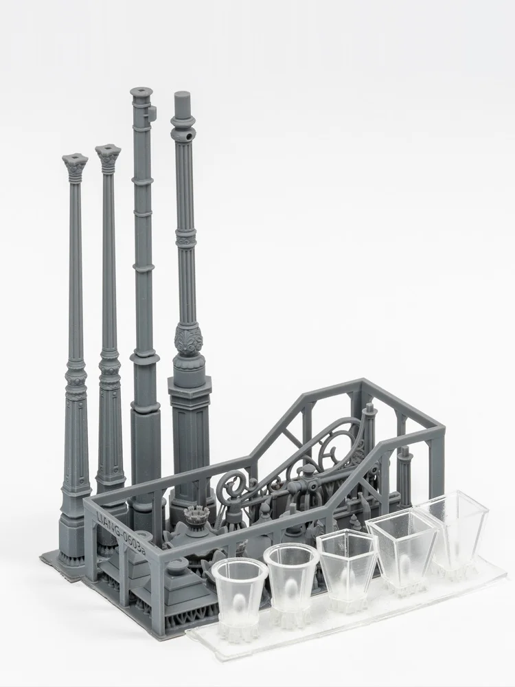 インダストリアル風の壁掛け照明をどう選ぶ？シンプルさとリアルな質感が融合した1/35スケールモデルが注目