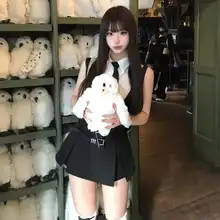 黒のサスペンダー付きスカートパンツ【ウエスト絞り・タンクトップデザイン・アメリカンスタイル】（セットアップ対応）