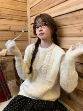 冬季用 クラシックデザインのセーター【アクリル製・ラウンドネック・極上の柔らかさ・ケーブル編み】