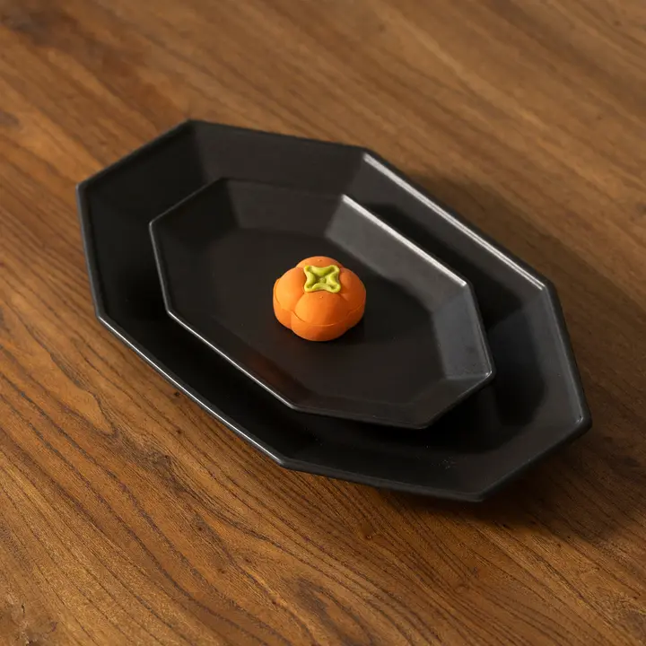 黒い八角形の長皿【和風・手作り・食器・デザートトレー】