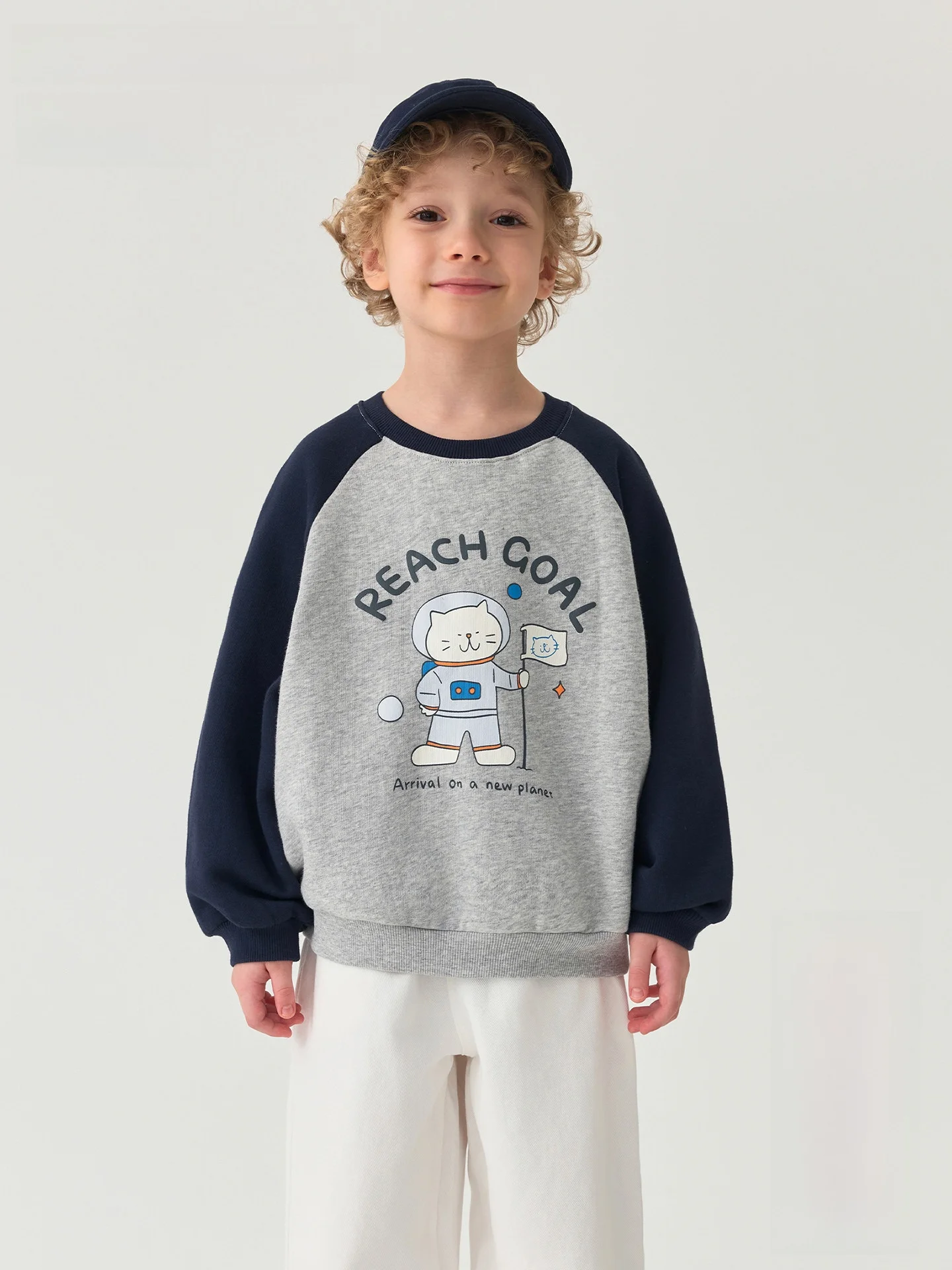 子どものイヤイヤ期に合うかわいいパーカー：Marc＆Janieの猫の宇宙飛行士デザインカラーブロックパーカー