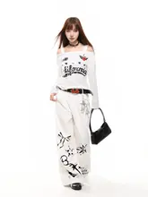肩出しデザインの女性用長袖Tシャツ【春季・ショート丈・デザインスリーブ】